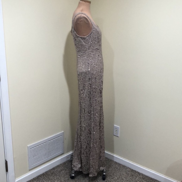 NWT Alex Evenings Gown Formal Maxi Dress Size 8 Beige Paisley Lace Sequins - Picture 5 of 11